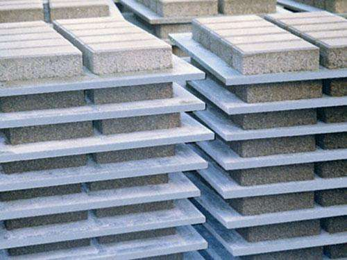 <a href=http://m.fujitong.com.cn/ target=_blank class=infotextkey>免燒磚托板</a>