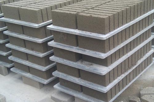 <a href=http://m.fujitong.com.cn/zjtb/ target=_blank class=infotextkey>PVC磚機托板</a>廠家